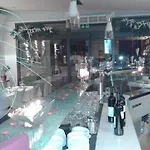 Trattoria Caffe Cavour تْشيتاديلاّ