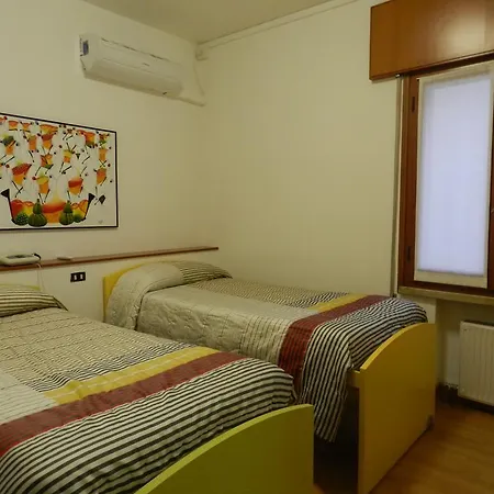 Trattoria Caffe Cavour Estalagem